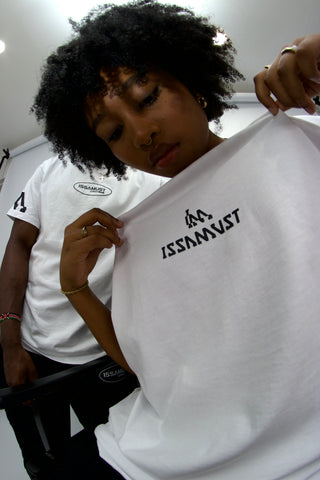 MANDATORY TEE - WHITE BLACK